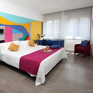 メディオラヌム ホテル