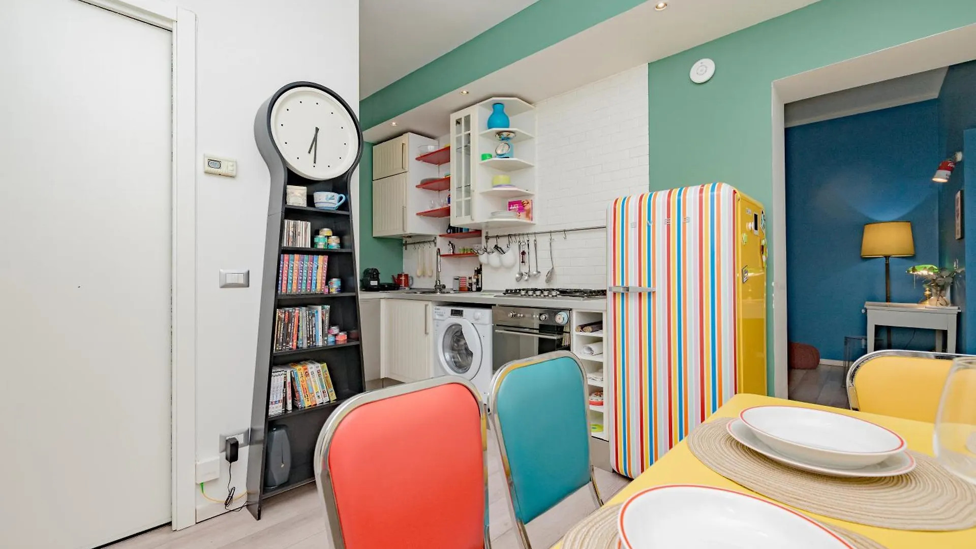 Vintage Gem - 8 Min Duomo Apartment Milan