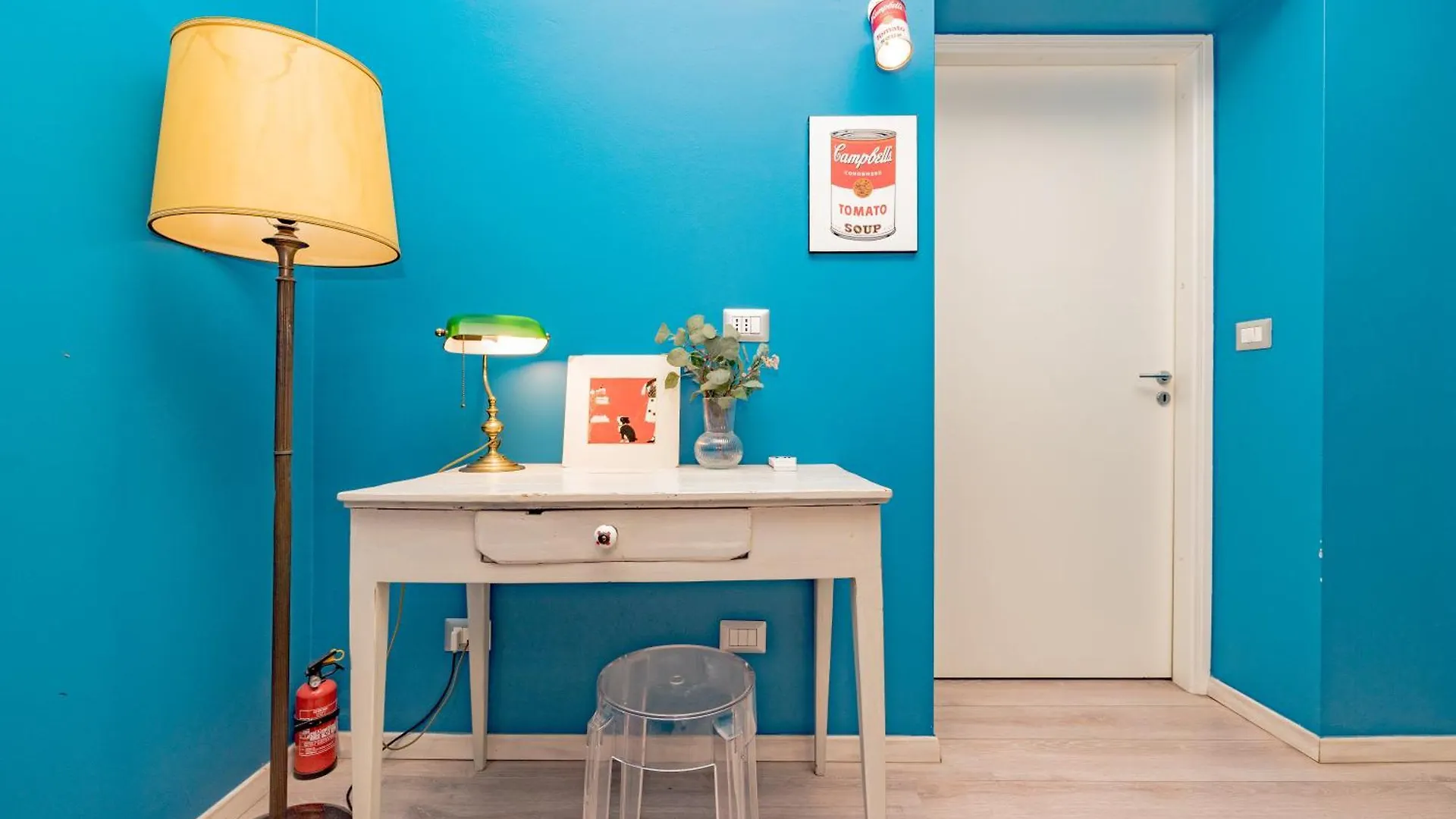 Vintage Gem - 8 Min Duomo Apartment Milan