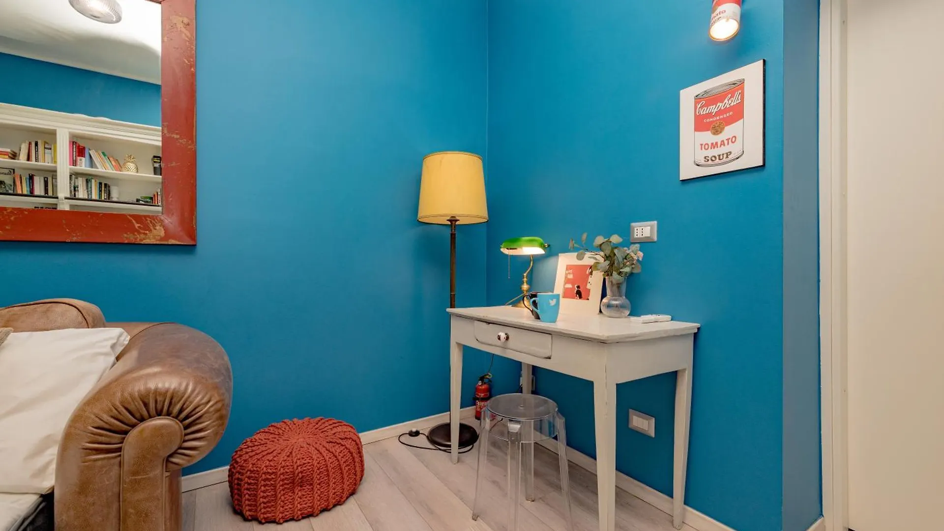 Vintage Gem - 8 Min Duomo Apartment Milan