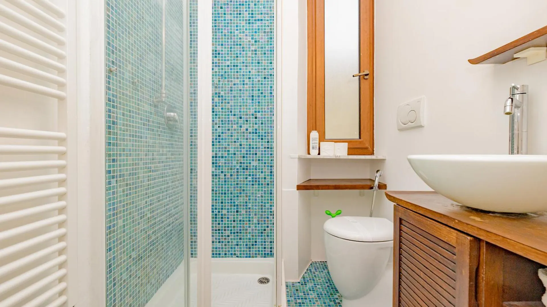 Vintage Gem - 8 Min Duomo Apartment Milan Italy